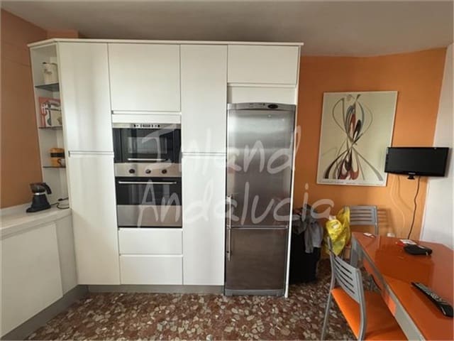 5 slaapkamer Huis te koop in Alcalá la Real met garage - € 190.000 (Ref: 9877763)