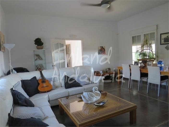 2 bedroom Villa for sale in Andujar with pool garage - € 465,000 (Ref: 9880475)