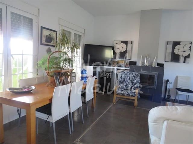 2 soveværelse Villa til salg i Andújar med swimmingpool garage - € 465.000 (Ref: 9880475)