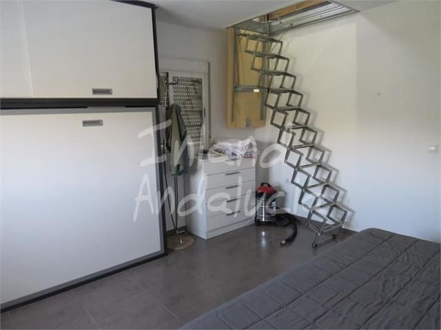 2 soveværelse Villa til salg i Andújar med swimmingpool garage - € 465.000 (Ref: 9880475)