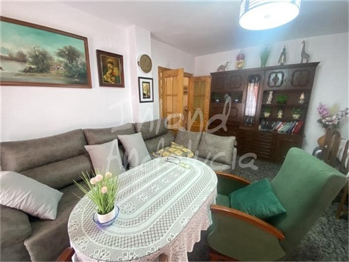 3 quarto Apartamento para venda em Montefrio com garagem - 114 000 € (Ref: 9889628)