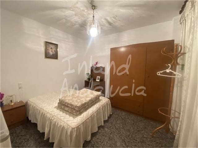 3 quarto Apartamento para venda em Montefrío com garagem - 114 000 € (Ref: 9889628)