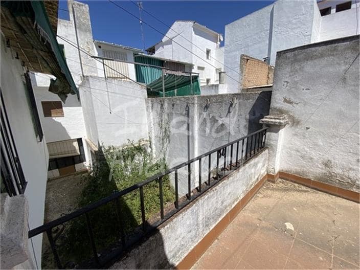 5 camera da letto Casa in vendita in Monturque con garage - 135.000 € (Rif: 9893599)