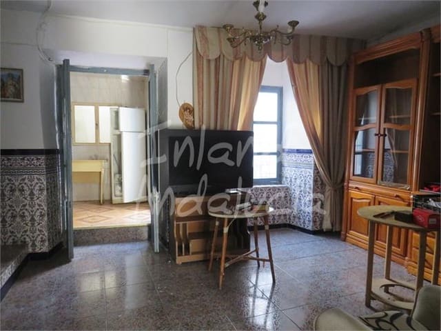 4 slaapkamer Huis te koop in Alcaudete - € 50.000 (Ref: 9893600)