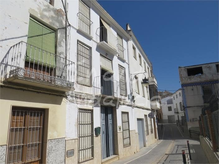 4 quarto Casa em Banda para venda em Alcaudete - 50 000 € (Ref: 9893600)