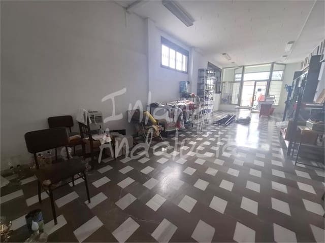 5 bedroom Townhouse for sale in Villanueva de Tapia with garage - € 195,000 (Ref: 9895656)