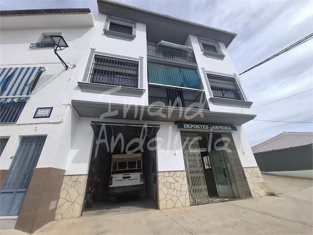 5 bedroom Townhouse for sale in Villanueva de Tapia with garage - € 195,000 (Ref: 9895656)