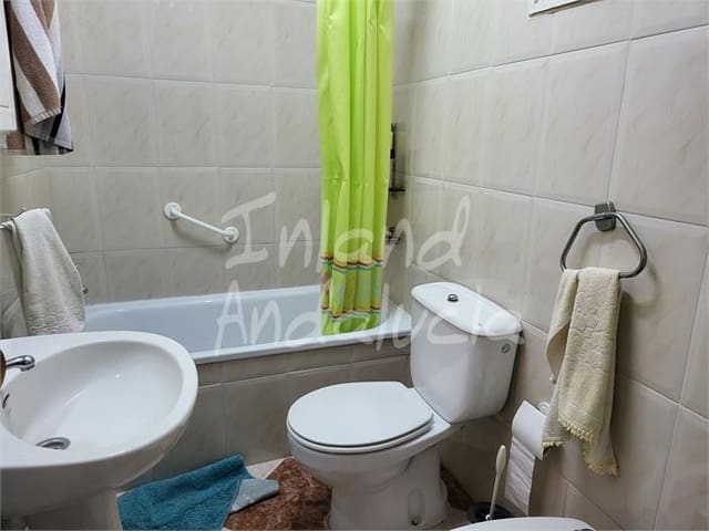 3 bedroom Townhouse for sale in Bobadilla, Antequera - € 84,950 (Ref: 9895657)
