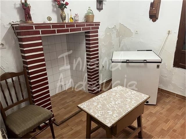 3 bedroom Townhouse for sale in Frailes - € 47,000 (Ref: 9895658)