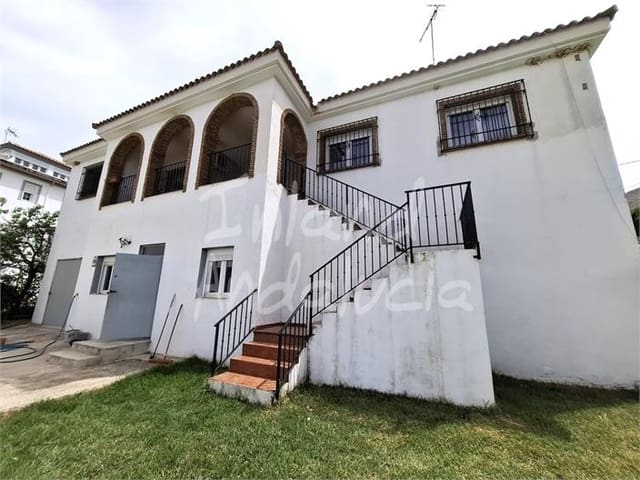 4 bedroom Villa for sale in Riofrío, Loja with pool garage - € 329,280 (Ref: 9898611)