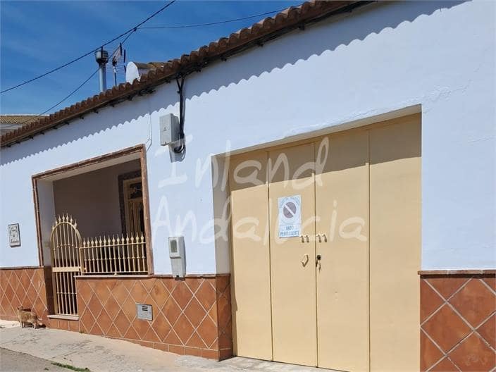 2 Zimmer Villa zu verkaufen in Lora de Estepa mit Pool Garage - 198.000 € (Ref: 9900829)