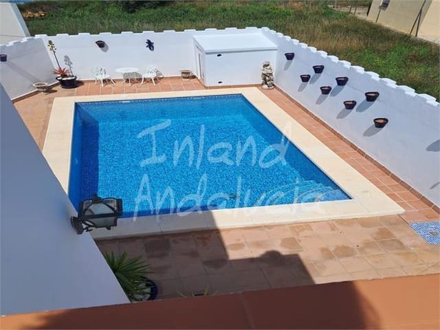 2 Zimmer Villa zu verkaufen in Lora de Estepa mit Pool Garage - 198.000 € (Ref: 9900829)