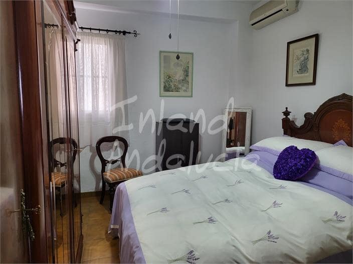 2 Zimmer Villa zu verkaufen in Lora de Estepa mit Pool Garage - 198.000 € (Ref: 9900829)