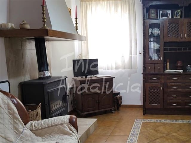 2 Zimmer Villa zu verkaufen in Lora de Estepa mit Pool Garage - 198.000 € (Ref: 9900829)