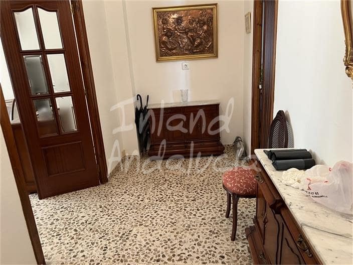 3 bedroom Apartment for sale in Priego de Cordoba - € 75,000 (Ref: 9902687)