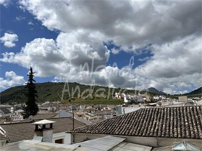 3 bedroom Apartment for sale in Priego de Cordoba - € 75,000 (Ref: 9902687)