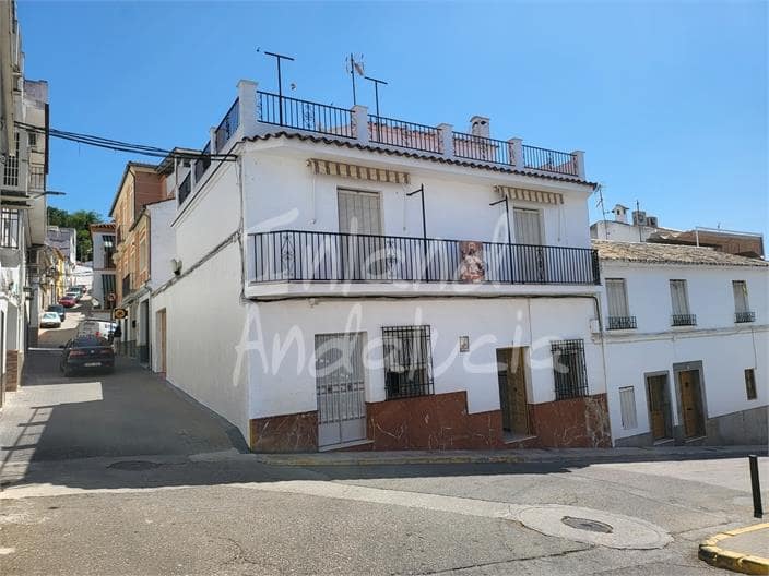4 bedroom Townhouse for sale in Monturque with garage - € 159,950 (Ref: 9907482)