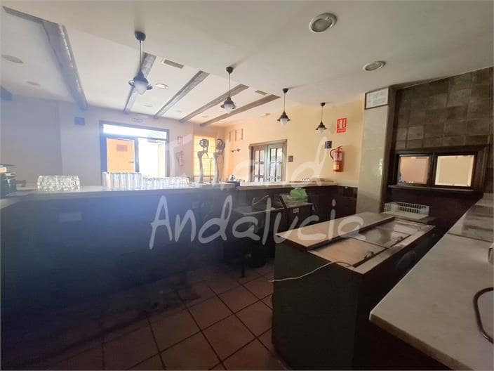 Local Comercial en Loja en venta con garaje - 357.000 € (Ref: 9907484)