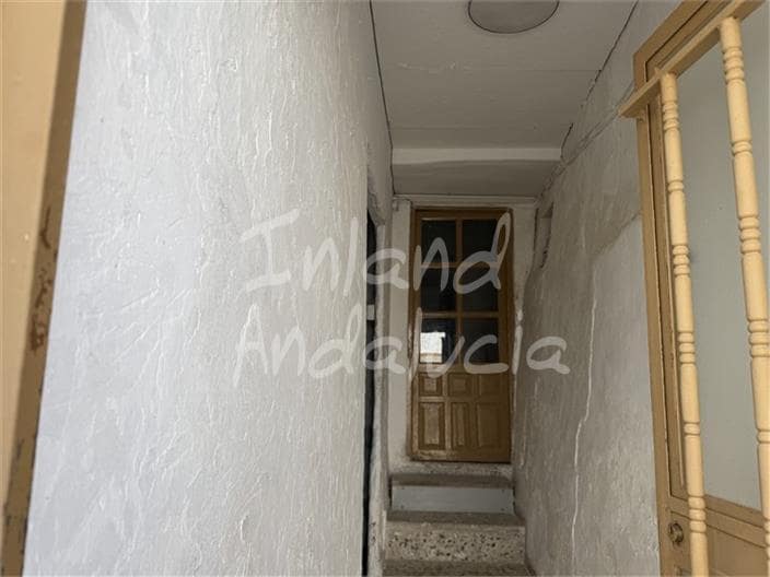 2 bedroom Townhouse for sale in Alcala la Real with garage - € 48,000 (Ref: 9909877)