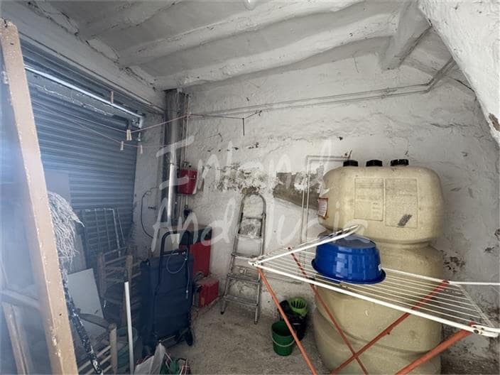 2 bedroom Townhouse for sale in Alcala la Real with garage - € 48,000 (Ref: 9909877)