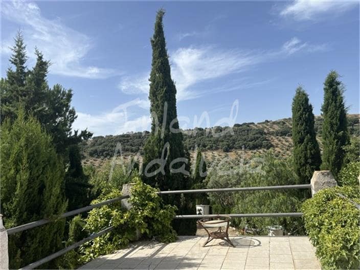 4 sypialnia Finka/Dom wiejski na sprzedaż w Castillo de Locubin z garażem - 112 000 € (Ref: 9921577)
