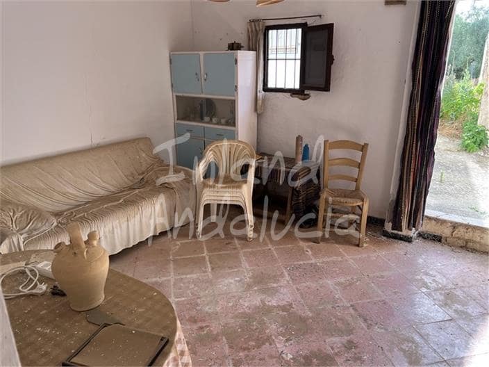 3 bedroom Finca/Country House for sale in Priego de Cordoba - € 29,000 (Ref: 9921580)