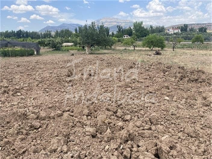 Building Plot for sale in Alcaudete - € 19,500 (Ref: 9921581)