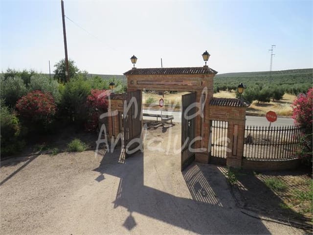 Finca/Casa Rural de 8 habitaciones en Porcuna en venta con piscina garaje - 265.000 € (Ref: 9923128)