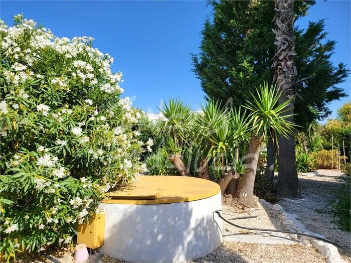 4 bedroom Villa for sale in Marchena with pool garage - € 240,000 (Ref: 9926602)