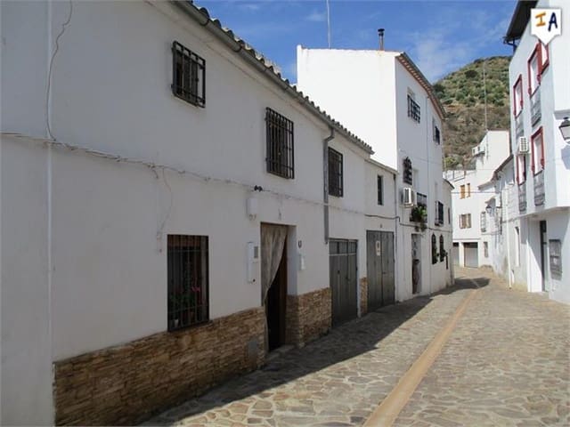 3 bedroom Townhouse for sale in Carchelejo, Cárcheles with pool garage - € 95,000 (Ref: 9939242)