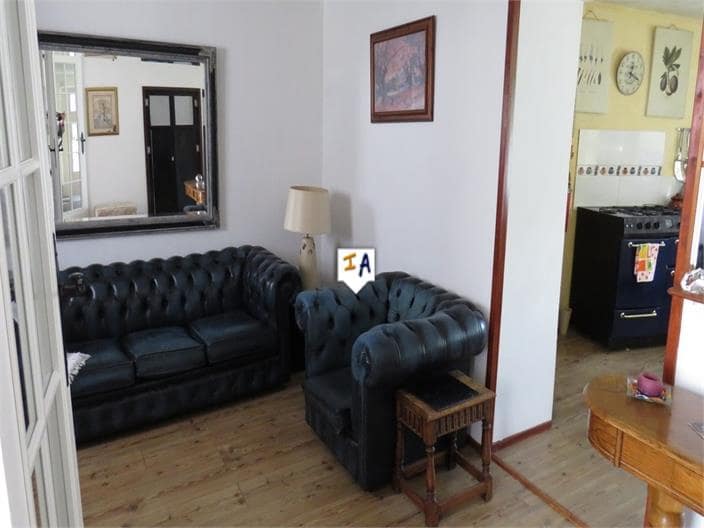 3 bedroom Townhouse for sale in Carchelejo with pool garage - € 95,000 (Ref: 9939242)