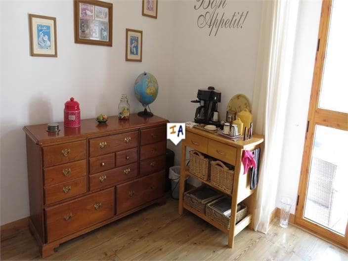 3 bedroom Townhouse for sale in Carchelejo with pool garage - € 95,000 (Ref: 9939242)