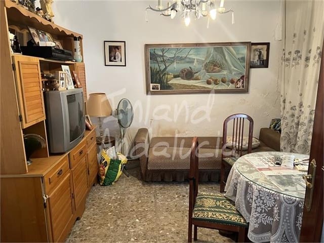 4 quarto Casa em Banda para venda em Fuente-Tójar com garagem - 92 000 € (Ref: 9939243)