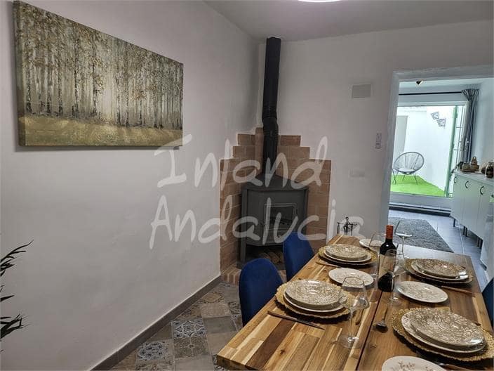 3 bedroom Townhouse for sale in Rute - € 99,000 (Ref: 9939244)