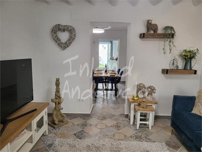 3 bedroom Townhouse for sale in Rute - € 99,000 (Ref: 9939244)