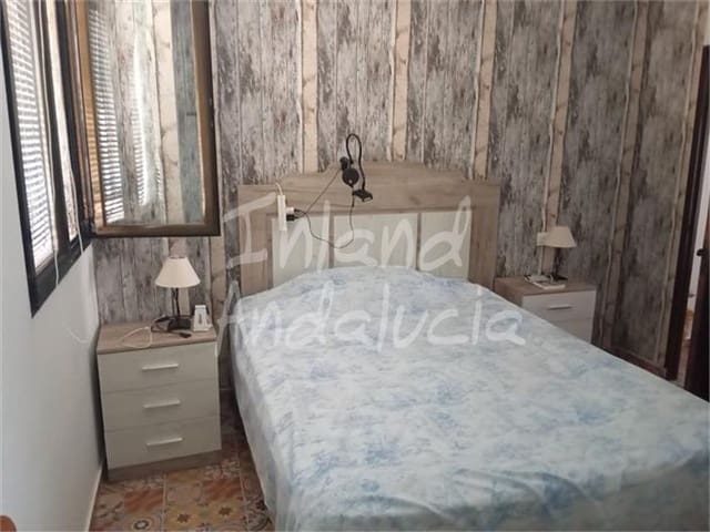 2 makuuhuone Omakotitalo myytävänä paikassa Alcalá la Real mukana 
autotalli - 190 000 € (Ref: 9939245)