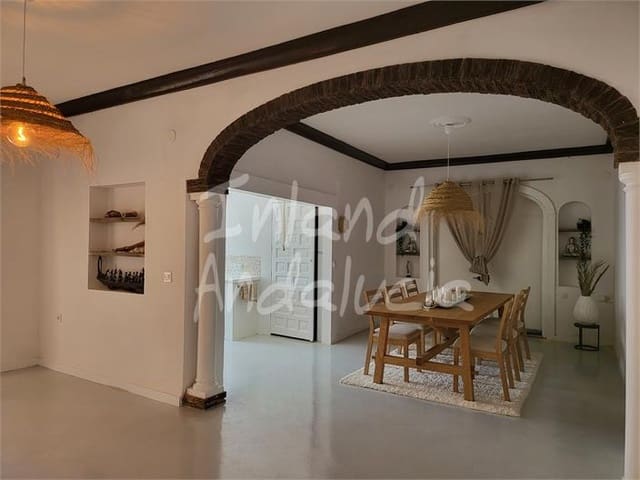 3 soveværelse Villa til salg i Puente Genil med swimmingpool garage - € 230.000 (Ref: 9946881)