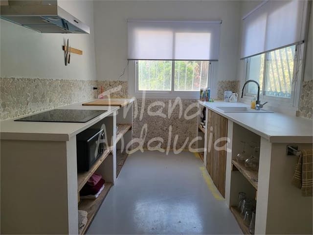 3 soveværelse Villa til salg i Puente Genil med swimmingpool garage - € 230.000 (Ref: 9946881)