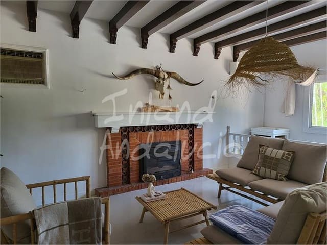 3 soveværelse Villa til salg i Puente Genil med swimmingpool garage - € 230.000 (Ref: 9946881)