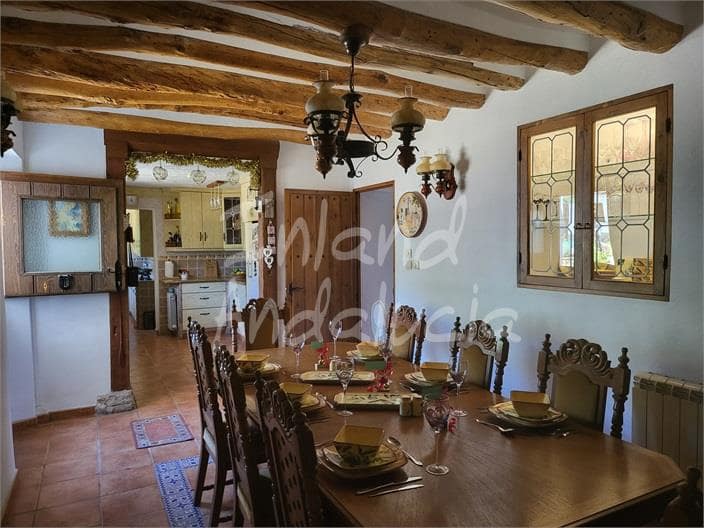 5 soverom Finca/Herregård til salgs i Algarinejo med svømmebasseng garasje - € 685 000 (Ref: 9946882)