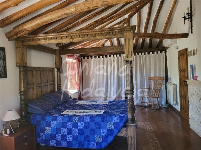 5 soverom Finca/Herregård til salgs i Algarinejo med svømmebasseng garasje - € 685 000 (Ref: 9946882)
