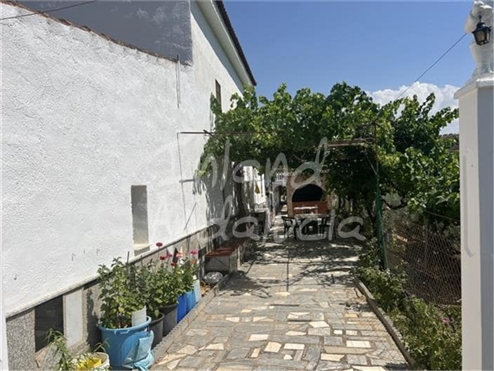 5 soveværelse Finca/Landehus til salg i Alcaudete med swimmingpool garage - € 171.000 (Ref: 9946883)