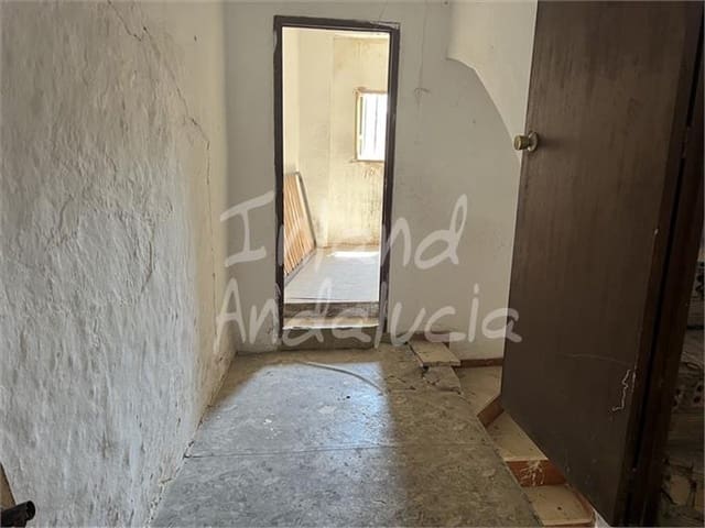 2 quarto Casa em Banda para venda em Luque - 27 000 € (Ref: 9950885)
