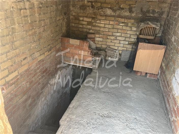 Casa de 2 habitaciones en Luque en venta - 27.000 € (Ref: 9950885)