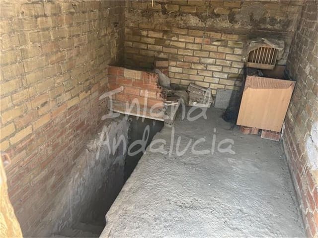 2 quarto Casa em Banda para venda em Luque - 27 000 € (Ref: 9950885)