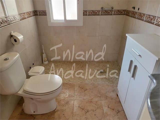 3 slaapkamer Huis te koop in Humilladero - € 150.000 (Ref: 9953618)