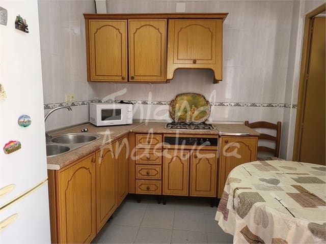 3 slaapkamer Huis te koop in Humilladero - € 150.000 (Ref: 9953618)