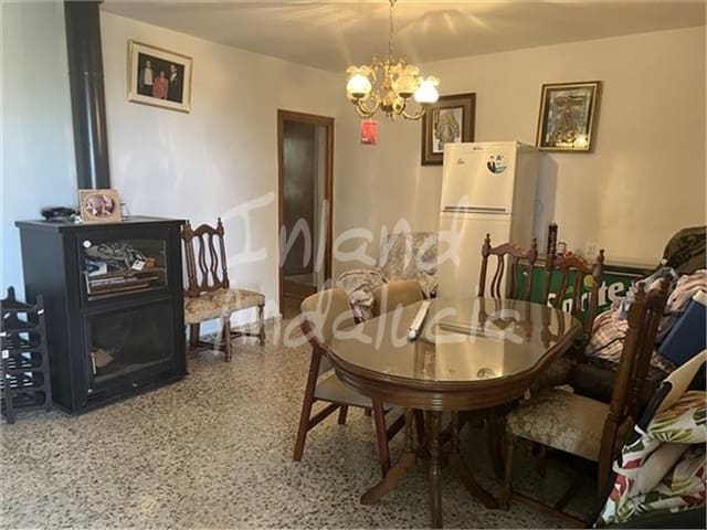 4 chambre Finca/Maison de Campagne à vendre à Castillo de Locubín avec garage - 139 000 € (Ref: 9958965)