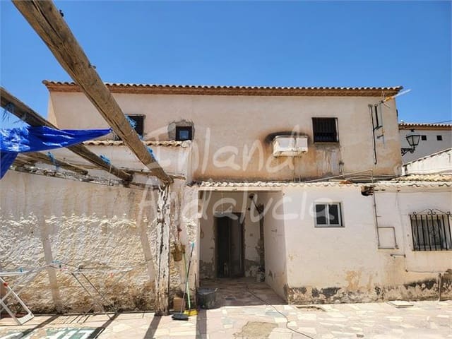 2 soveværelse Byhus til salg i Bobadilla, Antequera med garage - € 165.000 (Ref: 9965993)