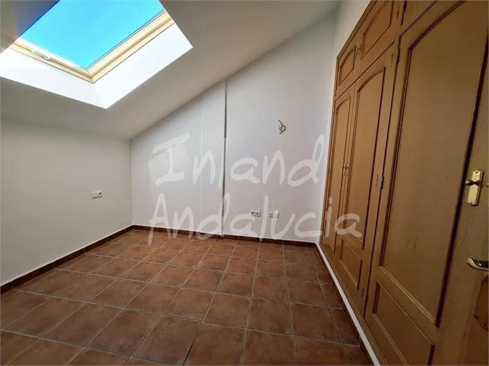 1 sypialnia Apartament na sprzedaż w Alcaucin z basenem - 123 000 € (Ref: 9965994)